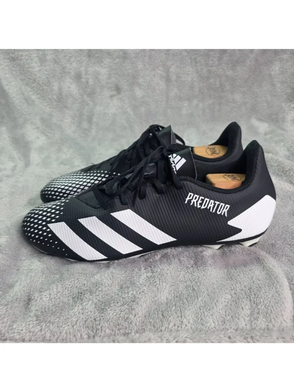 Mens Adidas Predator 20.4 Firm Ground Soccer Cleats Black & White Size US 12